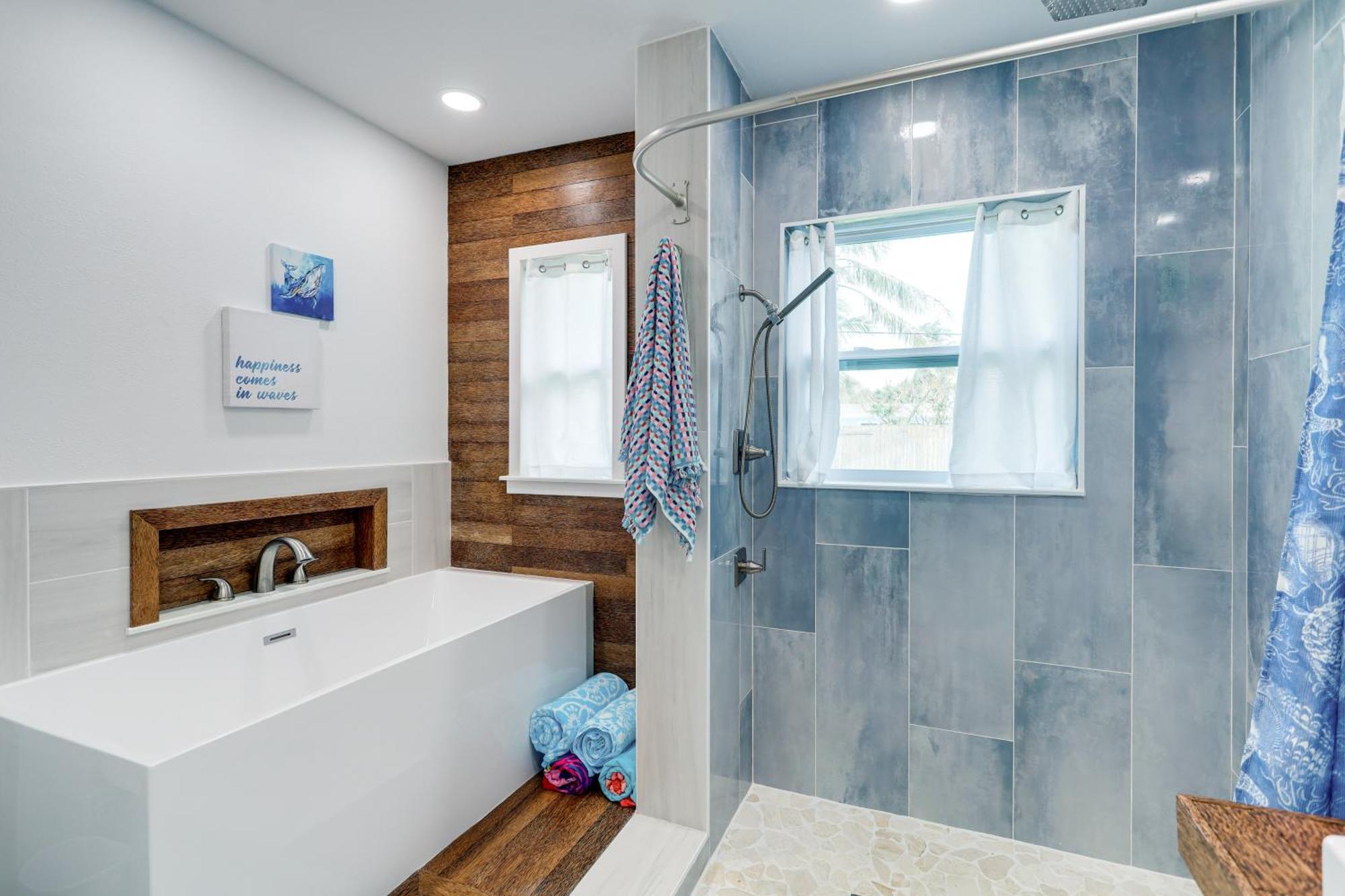 Pet-Friendly Cocoa Beach Home Walk To Beach! Exterior foto